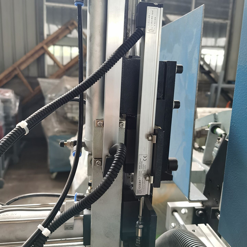 KTM微型拉桿式直線位移傳感器用于智能設(shè)備位置定位